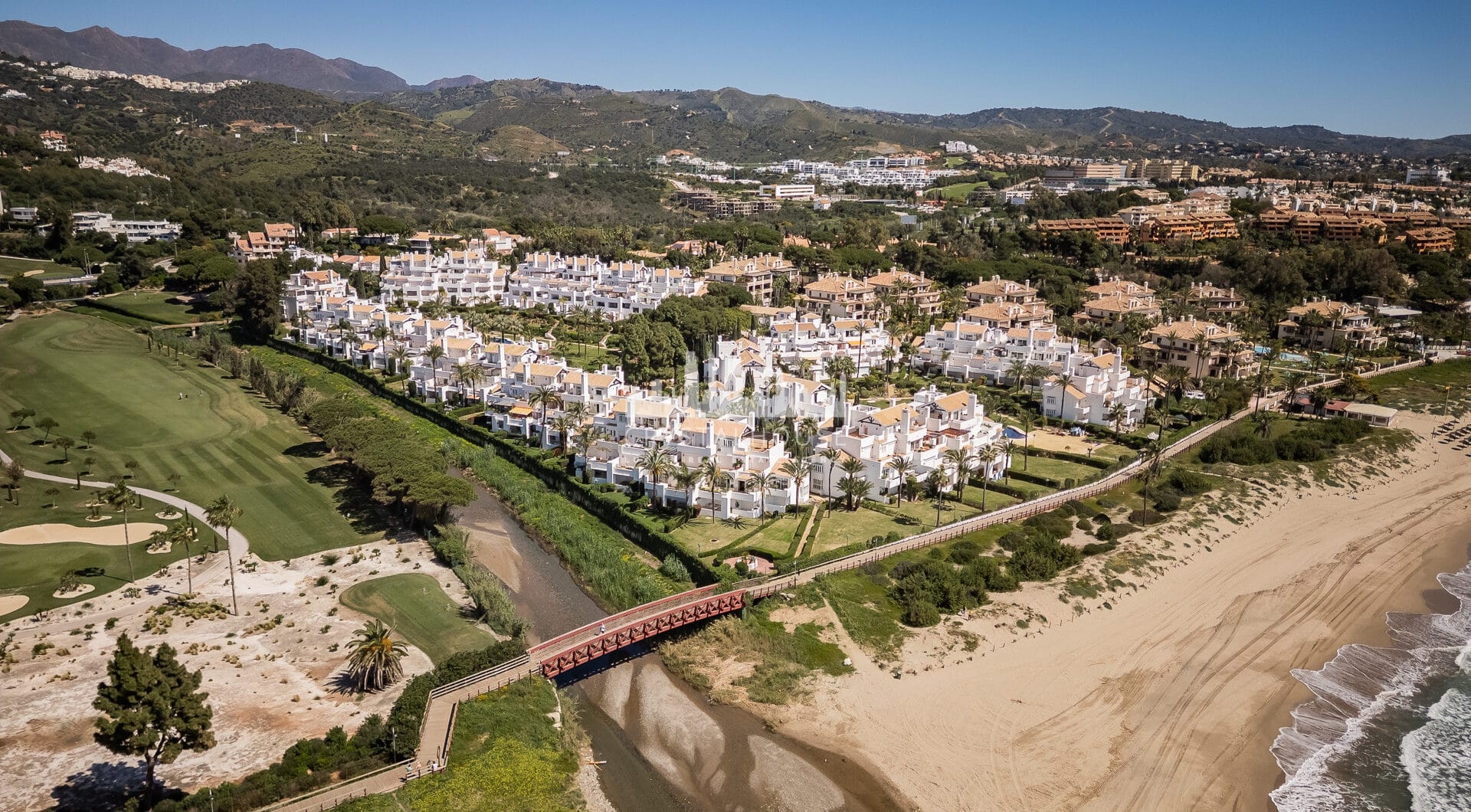 Exclusive beachfront property – Los Monteros, Marbella