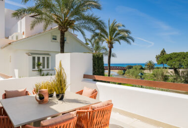Exclusive beachfront property – Los Monteros, Marbella