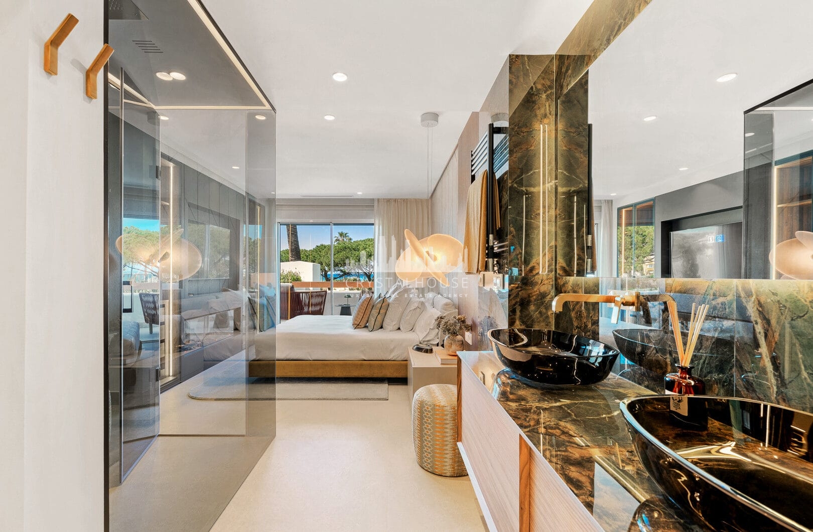 Exclusive beachfront property – Los Monteros, Marbella