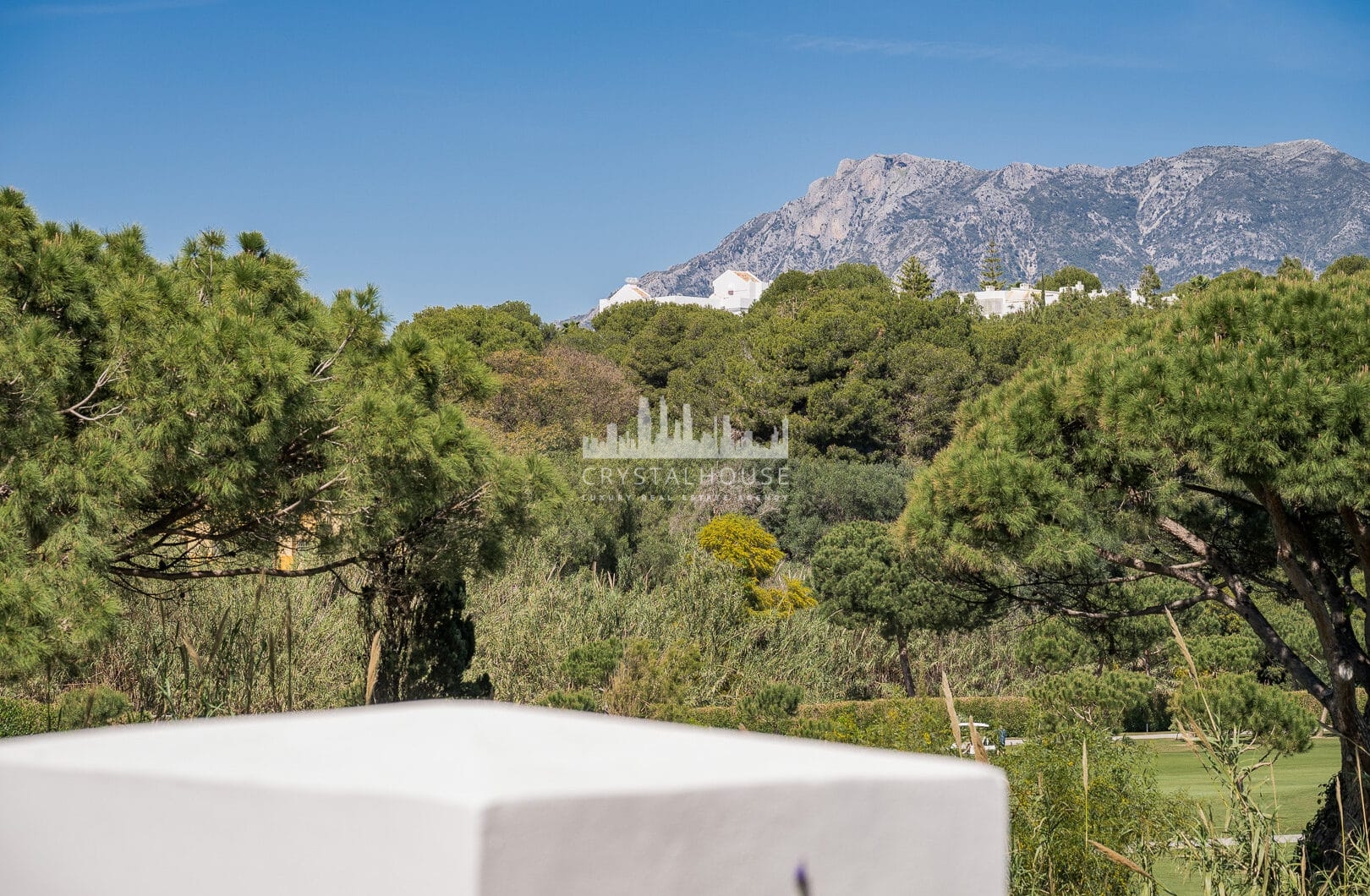 Exclusive beachfront property – Los Monteros, Marbella