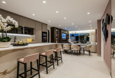 Exclusive beachfront property – Los Monteros, Marbella