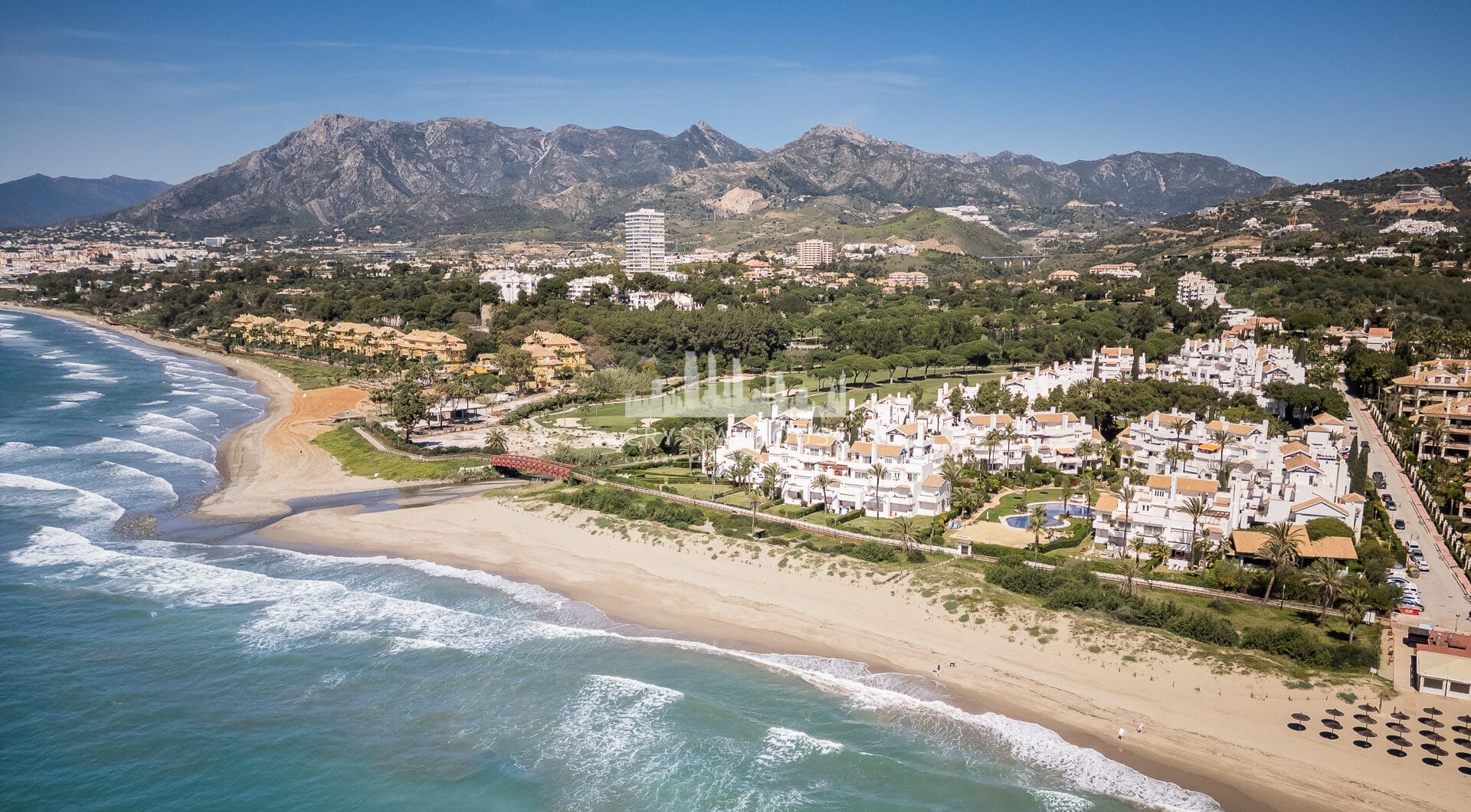Exclusive beachfront property – Los Monteros, Marbella