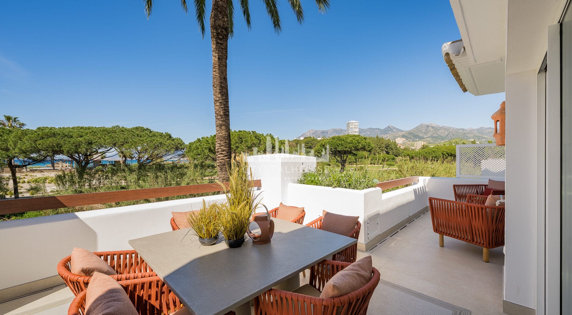 Exclusive beachfront property – Los Monteros, Marbella
