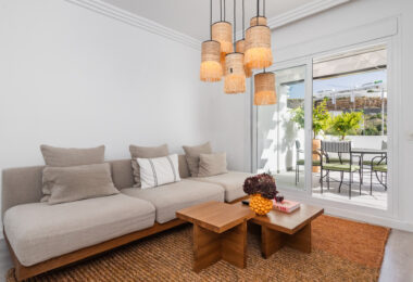 South-Facing Apartment with Panoramic Sea Views in La Quinta, Benahavís