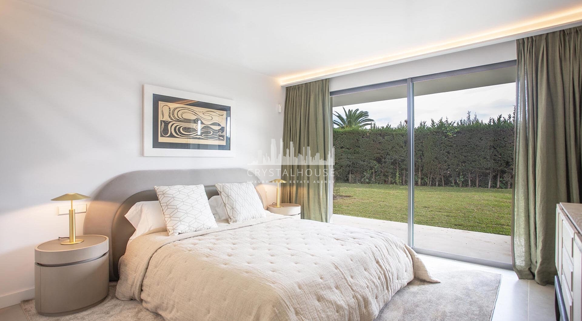 Luxury Five-Bedroom Villa with Panoramic Sea Views in Rocio de Nagüeles, Marbella Golden Mile