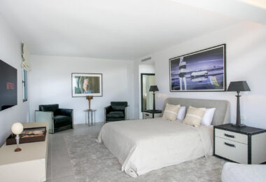 Luxury Five-Bedroom Villa with Panoramic Sea Views in Rocio de Nagüeles, Marbella Golden Mile