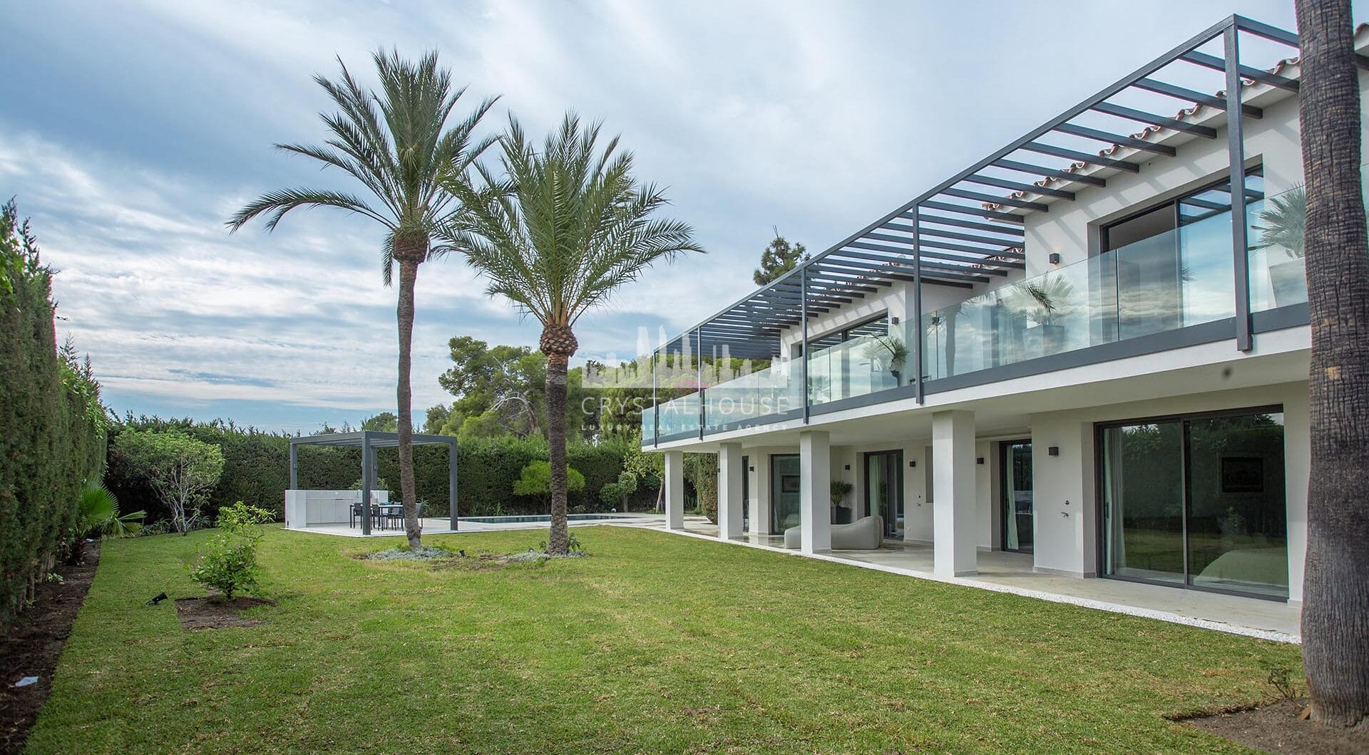 Luxury Five-Bedroom Villa with Panoramic Sea Views in Rocio de Nagüeles, Marbella Golden Mile