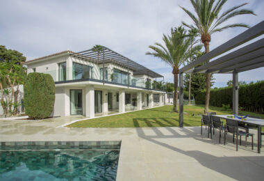 Luxury Five-Bedroom Villa with Panoramic Sea Views in Rocio de Nagüeles, Marbella Golden Mile