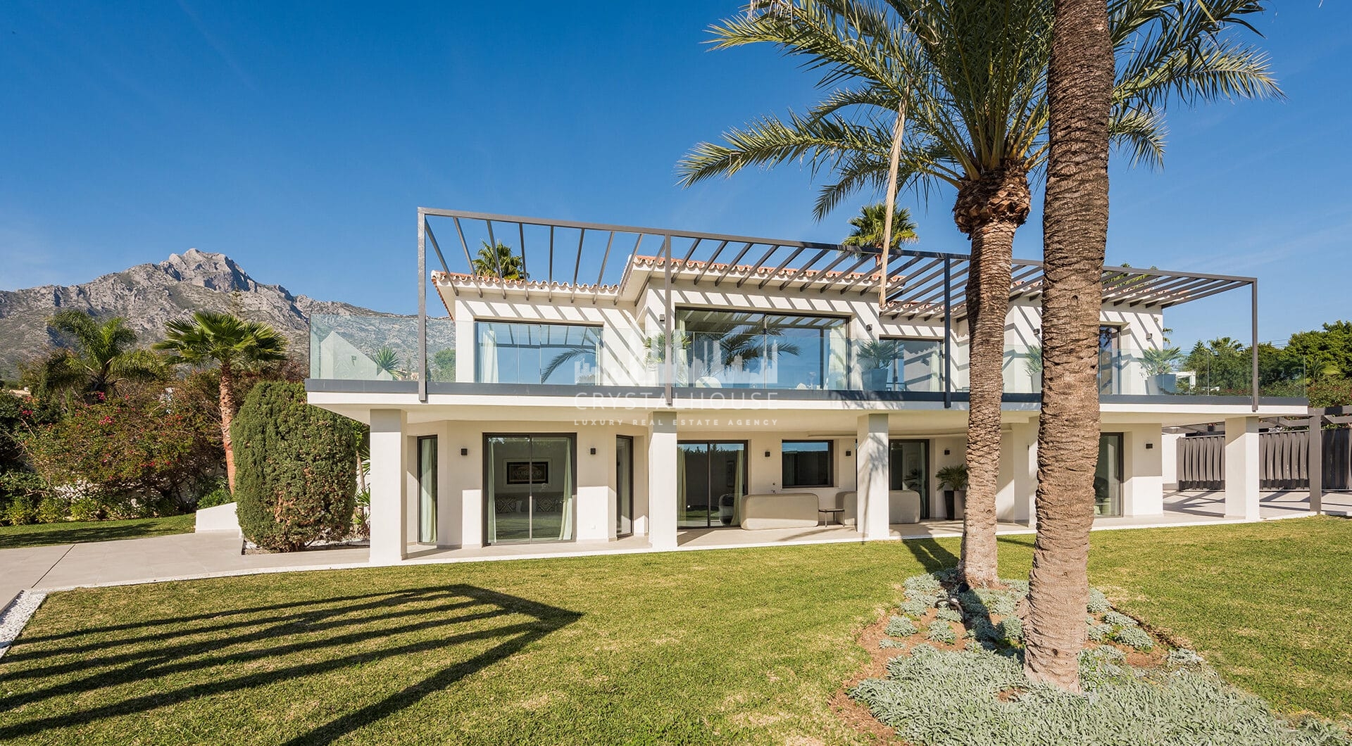 Luxury Five-Bedroom Villa with Panoramic Sea Views in Rocio de Nagüeles, Marbella Golden Mile