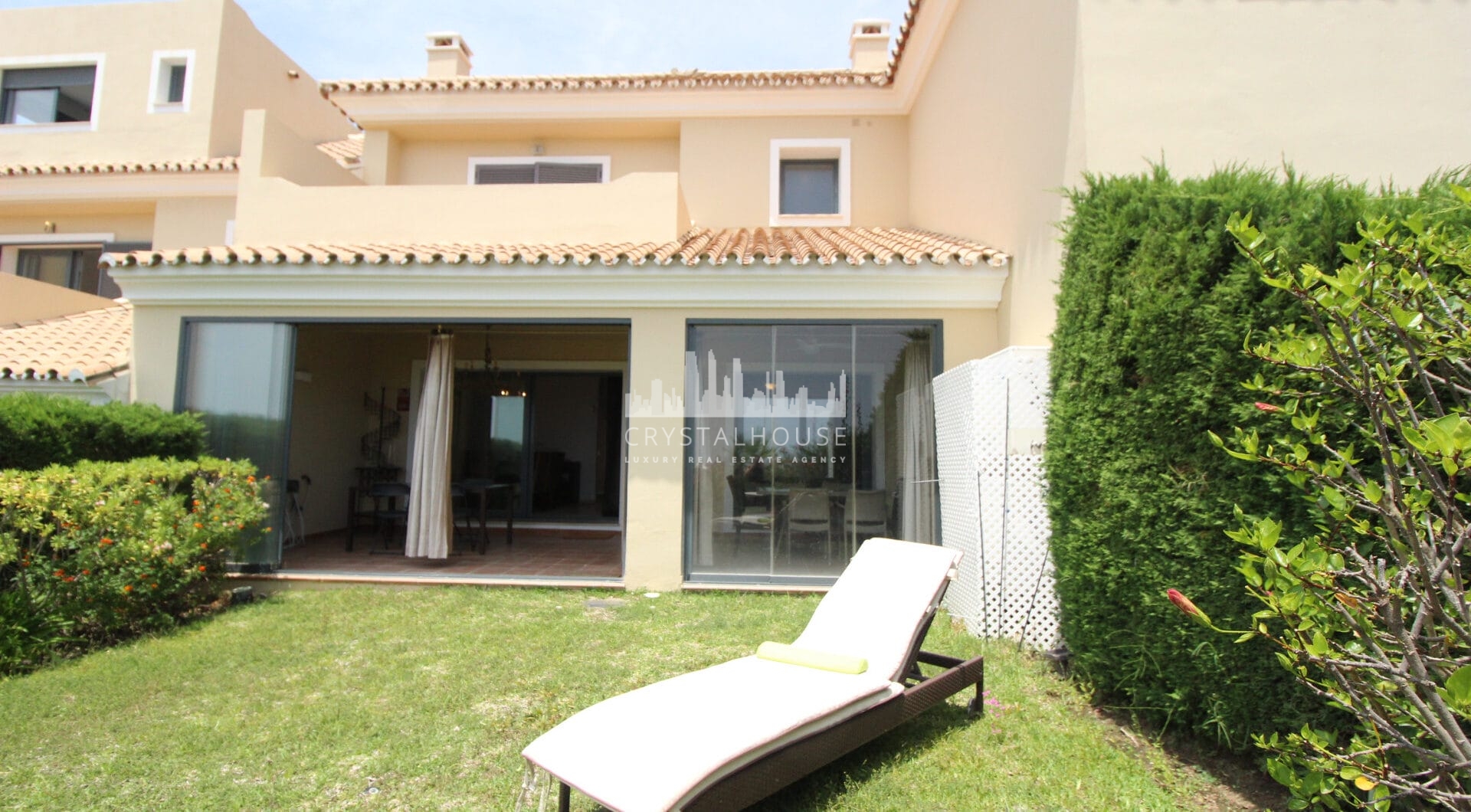 JARDIN PRECY AND ENVIRONMENTAL VIEWS TO THE SEA