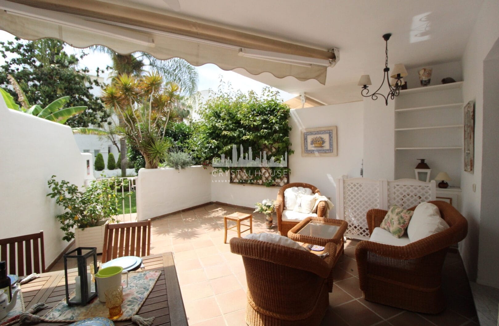 OPORTUNITY IN GOLDEN MILE!  GRATE APARTMENT  OF 3 BED!