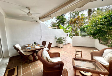 OPORTUNITY IN GOLDEN MILE!  GRATE APARTMENT  OF 3 BED!