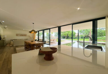 Villa KOA: Modern Elegance in Sotogrande Costa