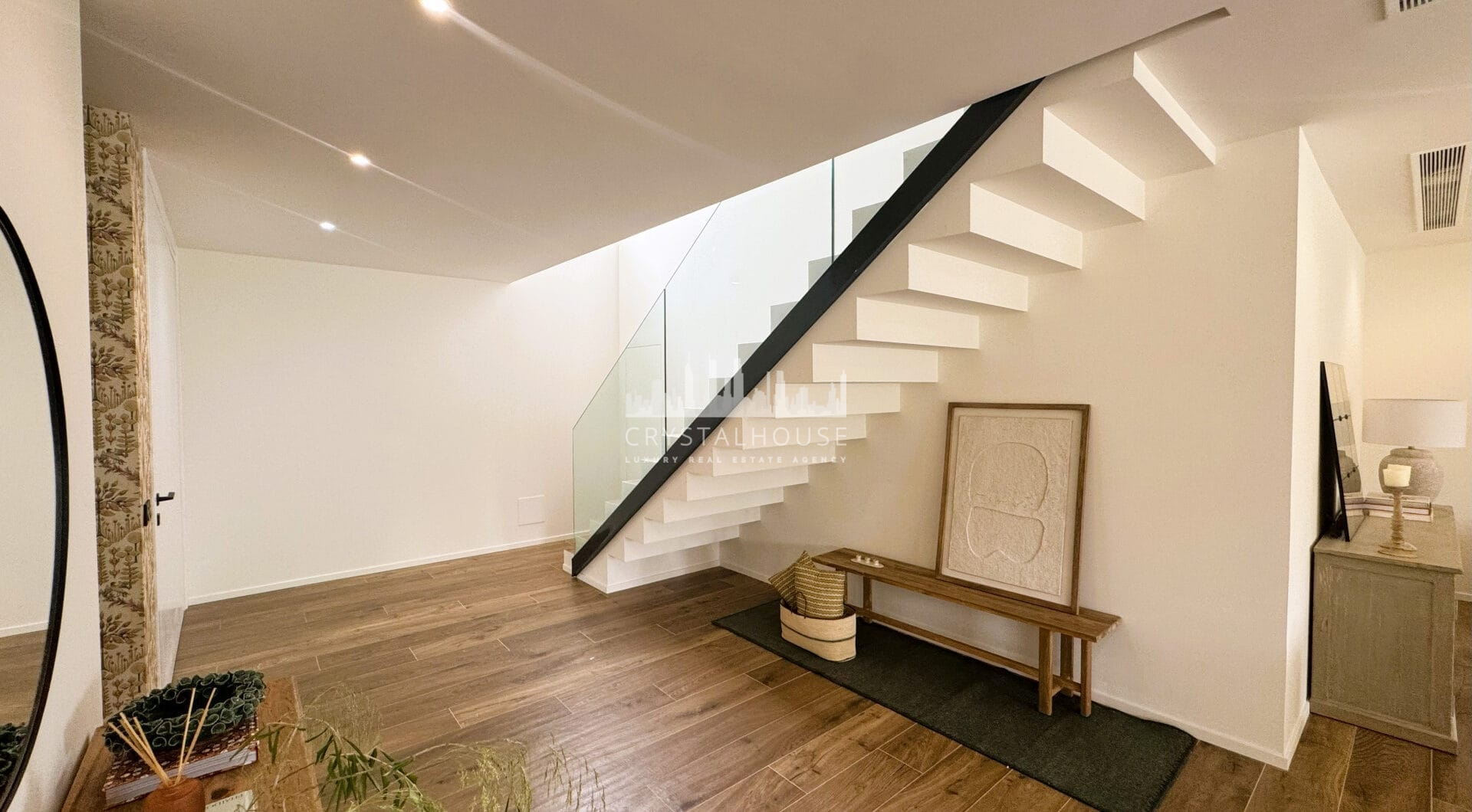 Villa KOA: Modern Elegance in Sotogrande Costa