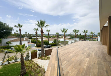Villa KOA: Modern Elegance in Sotogrande Costa