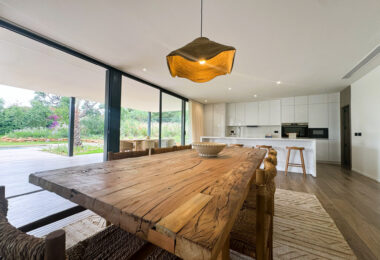 Villa KOA: Modern Elegance in Sotogrande Costa