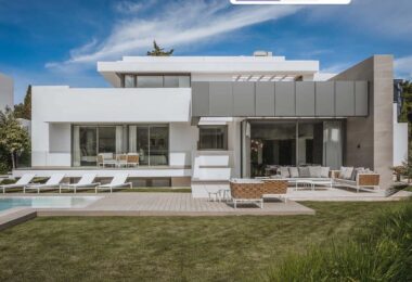 Introducing King’s Hills, a collection of nine luxury villas in the well-established residential area of El Paraiso.