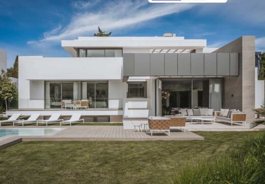 Introducing King’s Hills, a collection of nine luxury villas in the well-established residential area of El Paraiso.