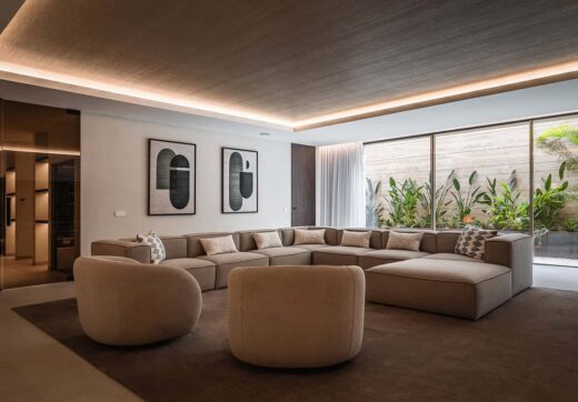 FABULOUS BRAND NEW VILLA IN PRIME EL PARAISO LOCATION