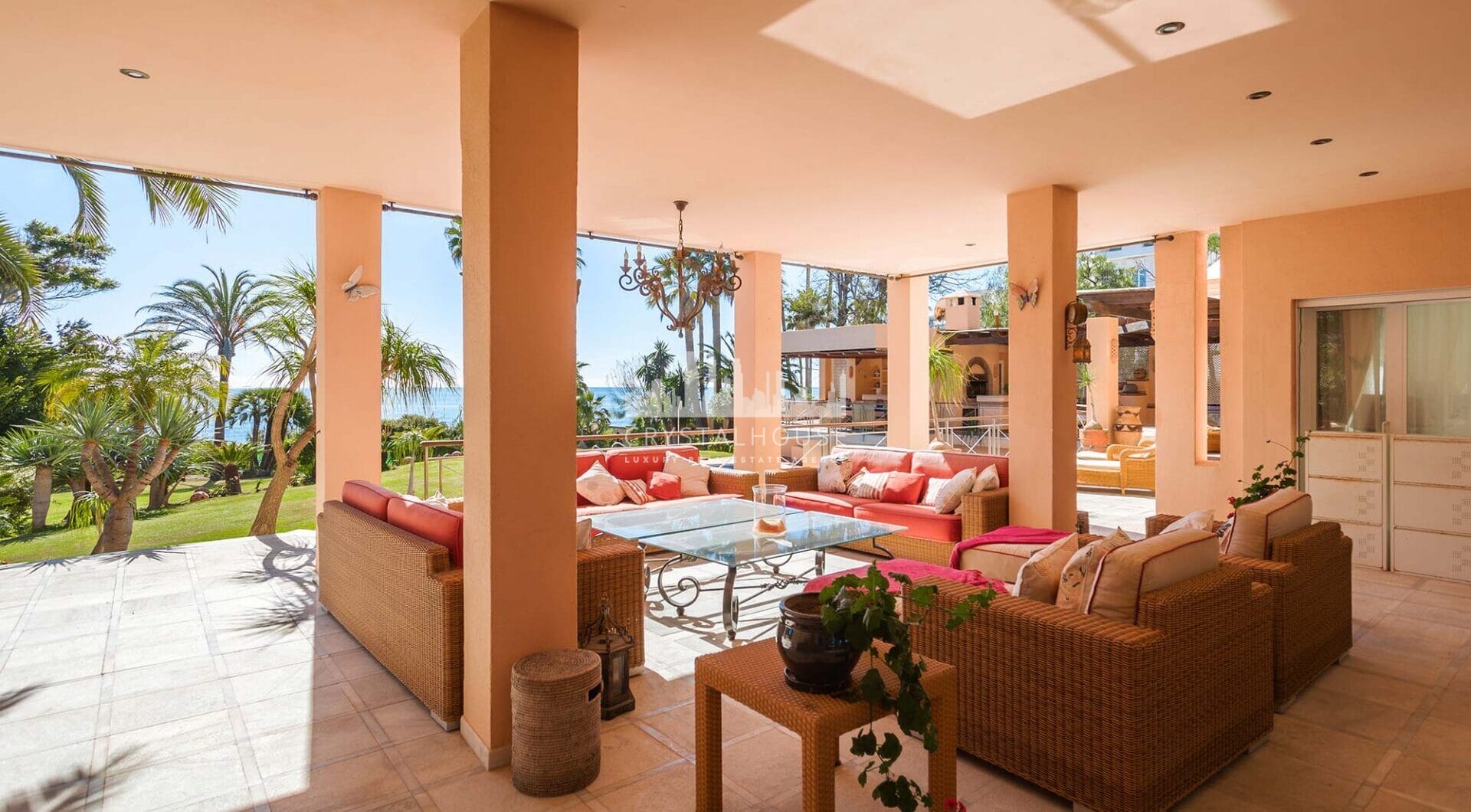 Nestled along the pristine shoreline of the New Golden Mile, this stunning frontline beach villa epitomises luxury living at its finest. Boasting a grand total of 8 bedrooms, 10 bathrooms, and a separate guest apartment, this expansive estate offers unpar