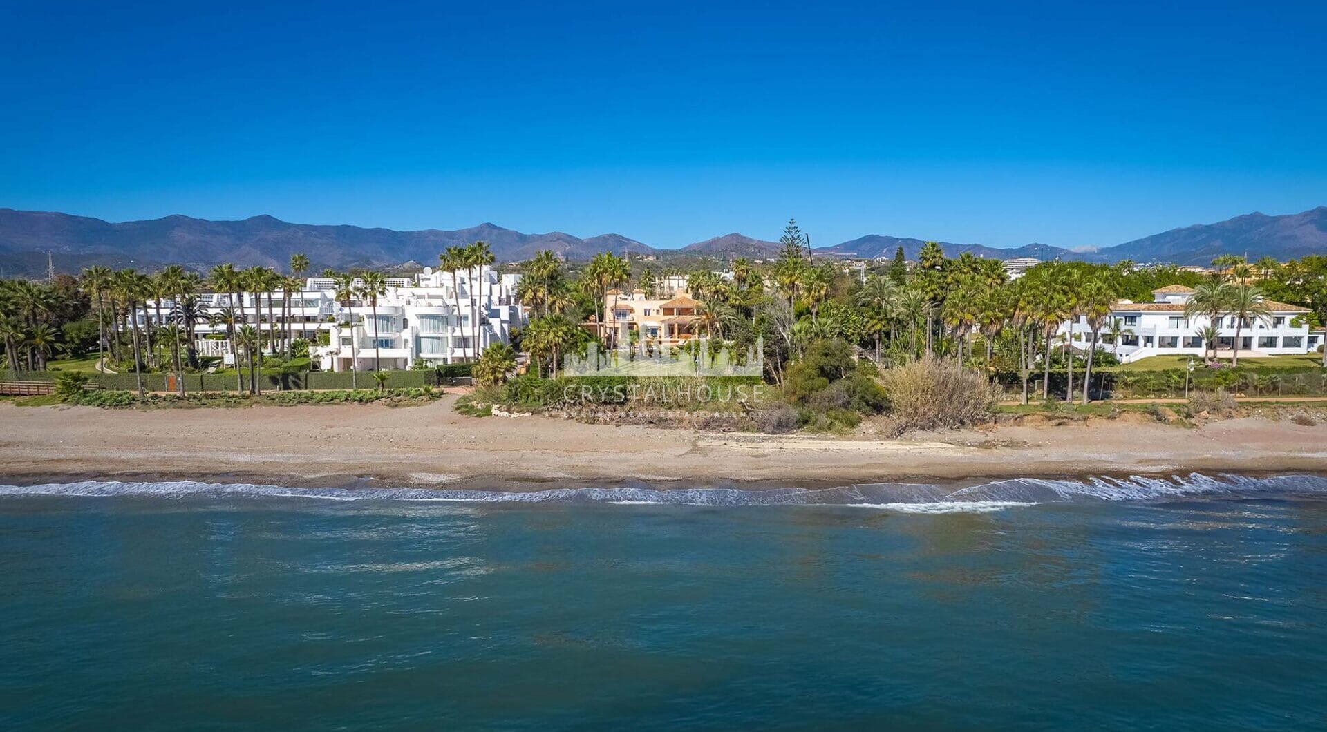 Nestled along the pristine shoreline of the New Golden Mile, this stunning frontline beach villa epitomises luxury living at its finest. Boasting a grand total of 8 bedrooms, 10 bathrooms, and a separate guest apartment, this expansive estate offers unpar