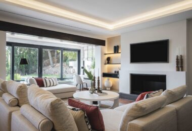 ONE-OF-A-KIND VILLA WITH ANDALUSIAN CHARM OVERLOOKING THE SEA AND GOLF COURSE