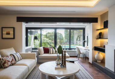 ONE-OF-A-KIND VILLA WITH ANDALUSIAN CHARM OVERLOOKING THE SEA AND GOLF COURSE