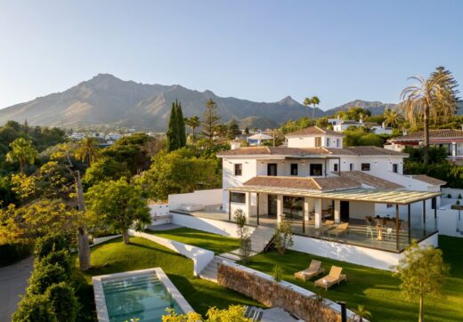 SPECTACULAR FULLY RENOVATED FIVE BEDROOM VILLA LOCATED IN LA MERCED, BORDERING MARBELLA'S GOLDEN MILE