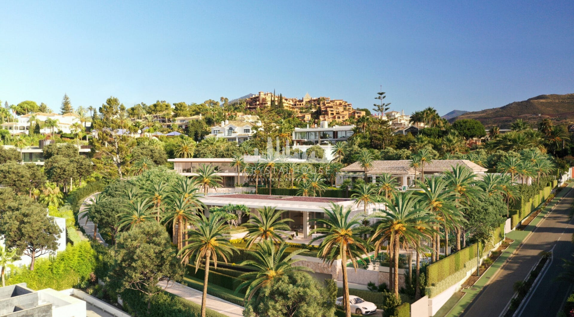 This exceptional plot enjoys a prime location in the heart of La Cerquilla, an exclusive residential enclave.
