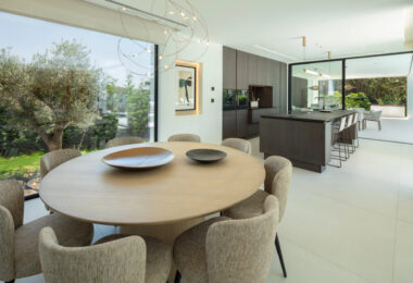 Villa Sirius is a modern villa located in the desirable area of Las Brisas, Nueva Andalucía.