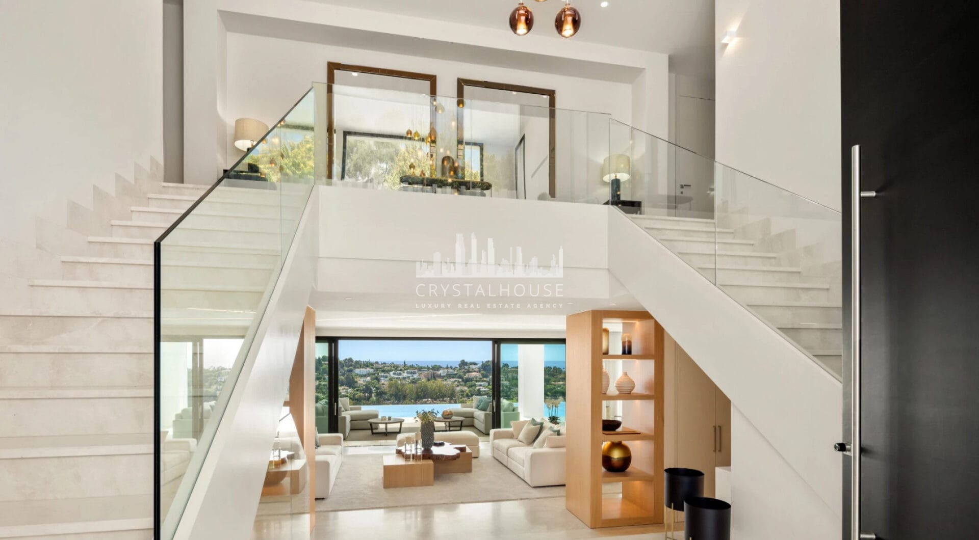 Perched elegantly in El Paraiso, this contemporary villa unveils breathtaking panoramic views from its elevated vantage point.