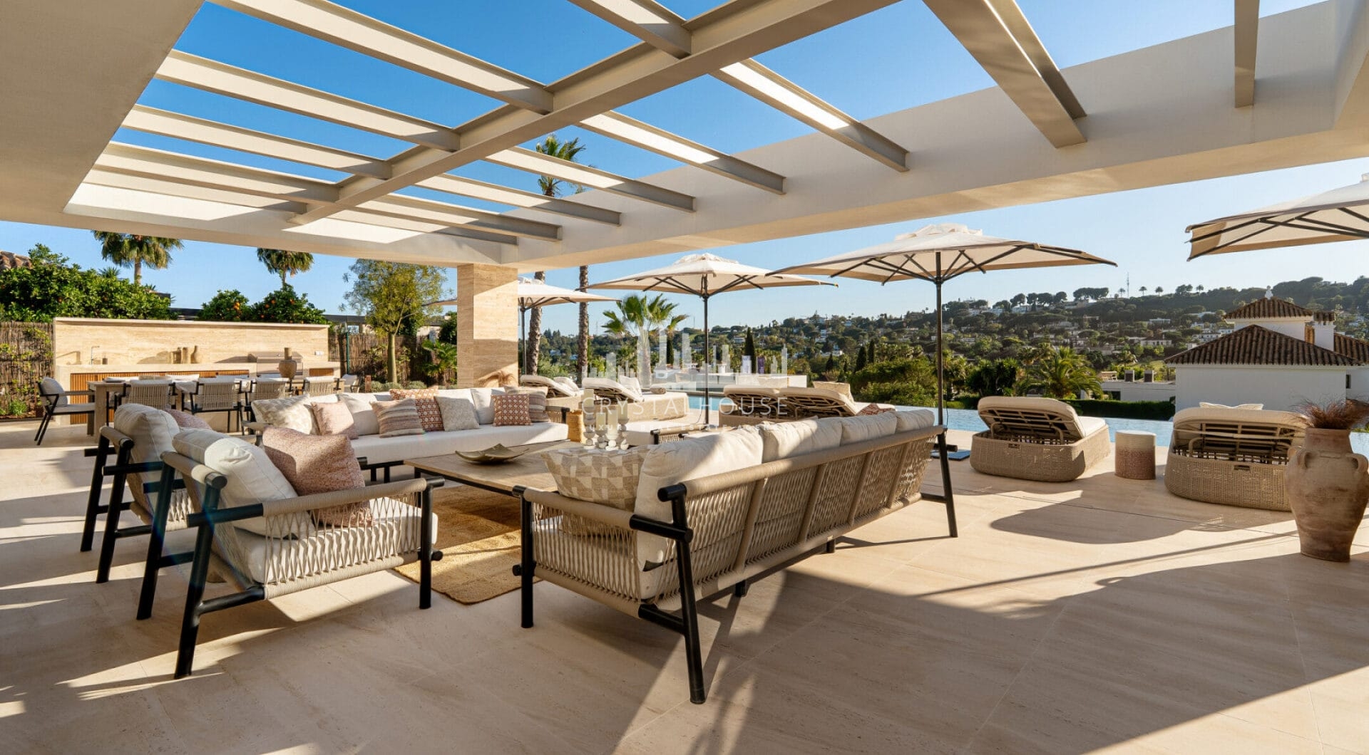 Villa Azteca is an enchanting villa nestled in the highly coveted Aloha area.