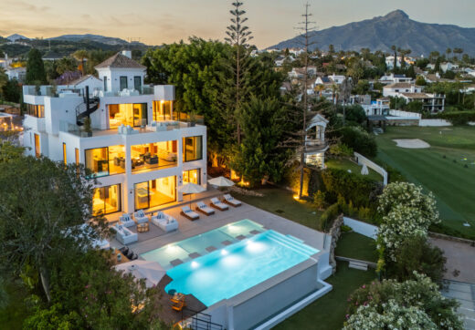 Boasting of unparalleled architecture and unrivalled construction quality, Villa 2000 offers sophisticated and contemporary living, sitting on a private plot within a secure community with breathtaking front-line panoramic views towards Los Naranjos Golf