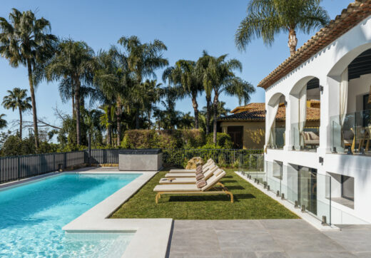 Villa Zafira is a charming Mediterranean retreat that seamlessly blends traditional charm with refined contemporary touches.
