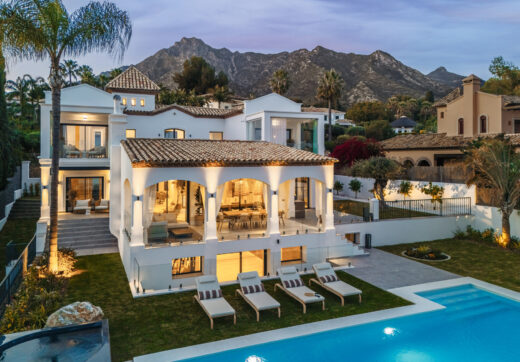 Villa Zafira is a charming Mediterranean retreat that seamlessly blends traditional charm with refined contemporary touches.