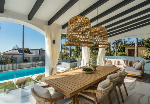 Villa Zafira is a charming Mediterranean retreat that seamlessly blends traditional charm with refined contemporary touches.