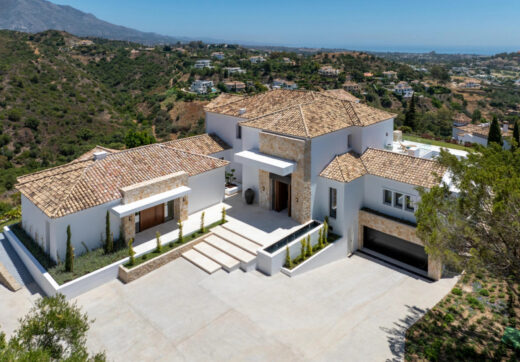 Villa Amara is a stunning new-build villa by the esteemed architect and interior design firm GC Studio.