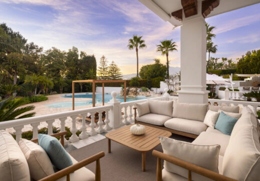 Alhambra Palace stands as an architectural masterpiece, seamlessly blending traditional Andalusian aesthetics with Moorish influences, creating a palatial residence that is both enchanting and evocative.