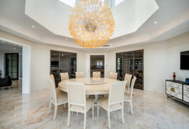 Villa Paradiso is a stunning property located in the prestigious gated community of Sierra Blanca, one of Marbella’s most sought-after addresses.