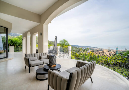 Villa Paradiso is a stunning property located in the prestigious gated community of Sierra Blanca, one of Marbella’s most sought-after addresses.