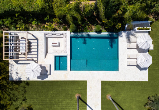 Welcome to Villa Karina, a magnificent 5-bedroom luxury villa nestled in the heart of Nueva Andalucía, offering the perfect blend of elegance, comfort, and prime location.