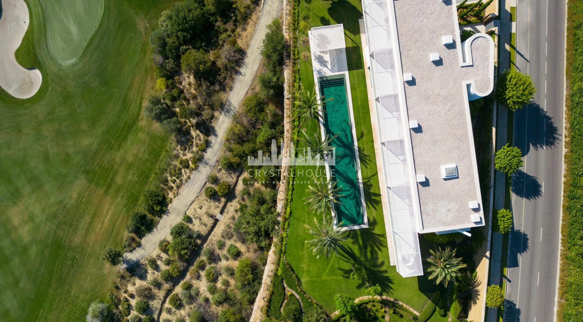 Exuding opulence and refinement, this exceptional villa redefines the very notion of luxury golf resort living.