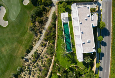 Exuding opulence and refinement, this exceptional villa redefines the very notion of luxury golf resort living.