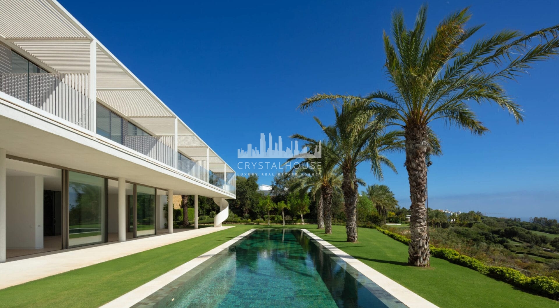Exuding opulence and refinement, this exceptional villa redefines the very notion of luxury golf resort living.