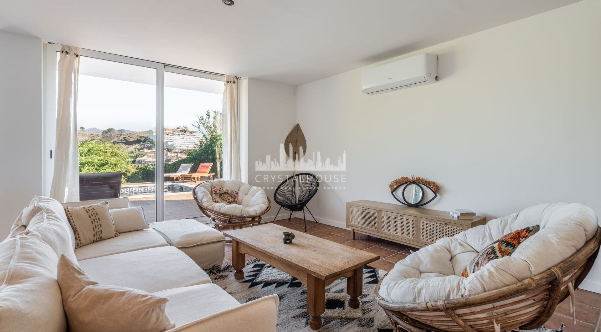 Nestled in a quiet residential area just minutes from Estepona town and the coastline, Villa Jazu offers a refined sense of comfort across 3 carefully designed levels.