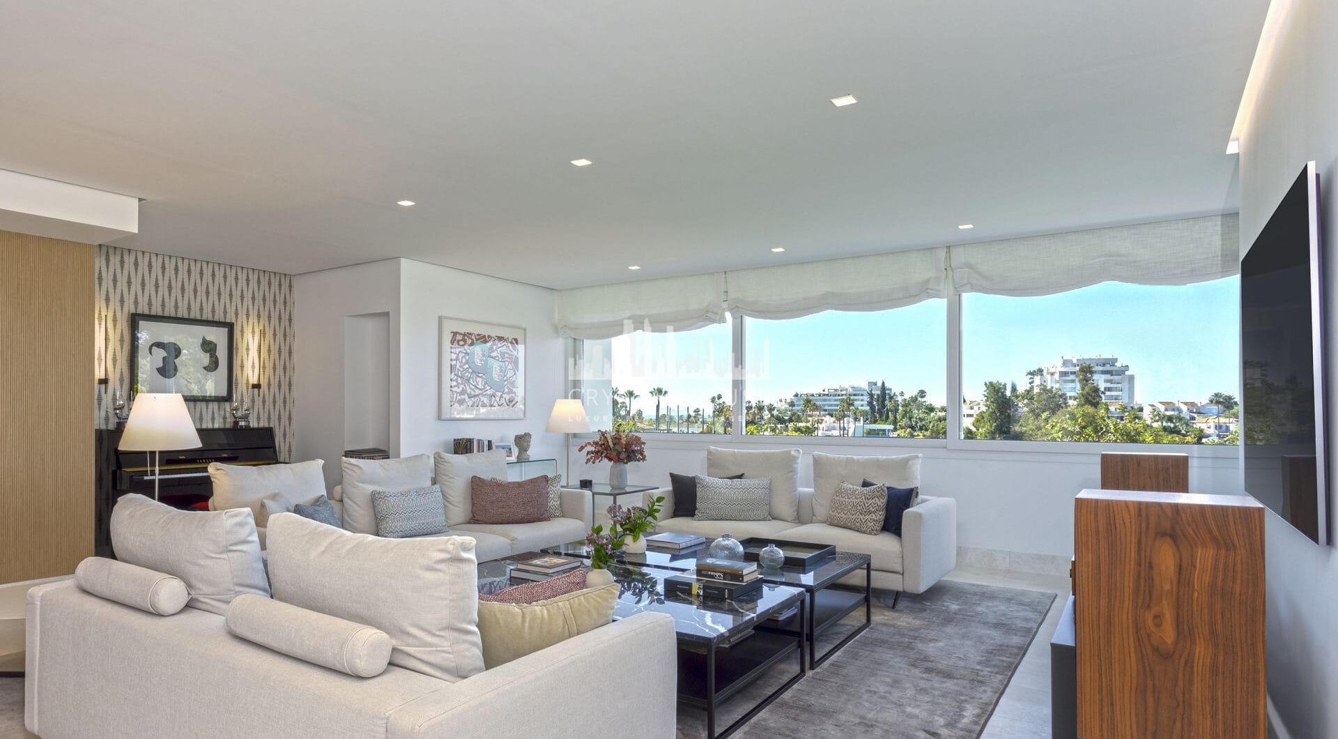 Located in one of Guadalmina Alta’s most established frontline golf communities.