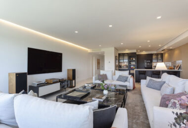 Located in one of Guadalmina Alta’s most established frontline golf communities.