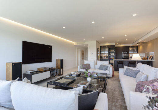 Located in one of Guadalmina Alta’s most established frontline golf communities.