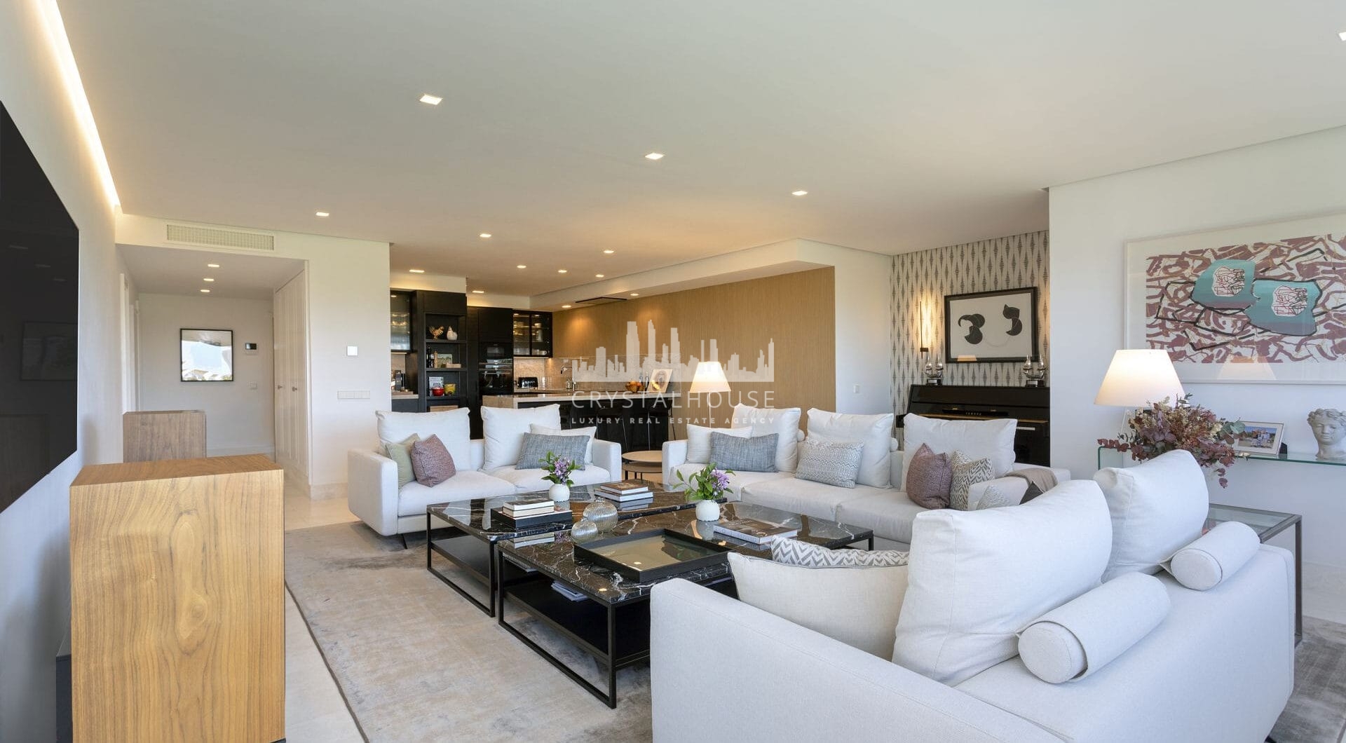 Located in one of Guadalmina Alta’s most established frontline golf communities.