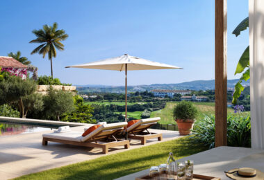 La Loma de Cortesin is an extraordinary project offering unique levels of service, intimacy, privacy and discretion in one of the most exclusive and elegant areas of the Costa del Sol: The Finca Cortesin Resort.